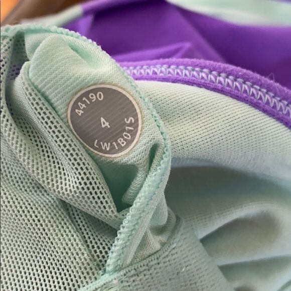 Lululemon Racer Back Fitness Running Top - Picture 11 of 11